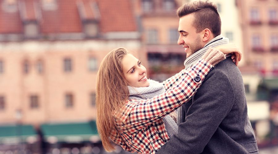 The 7 Subtle Signs She Likes You (And How to Get the Girl!)