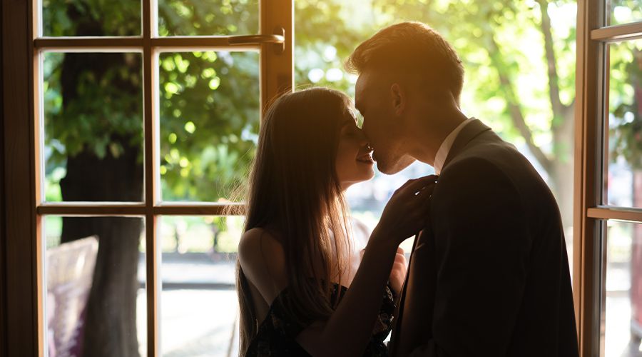 The Best Ways to Make Women Fall in Love With You